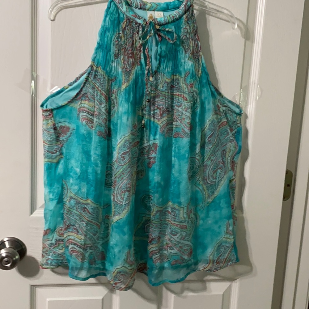 NWOT Women’s Gorgeous Halter Gauzy Sleeveless Top